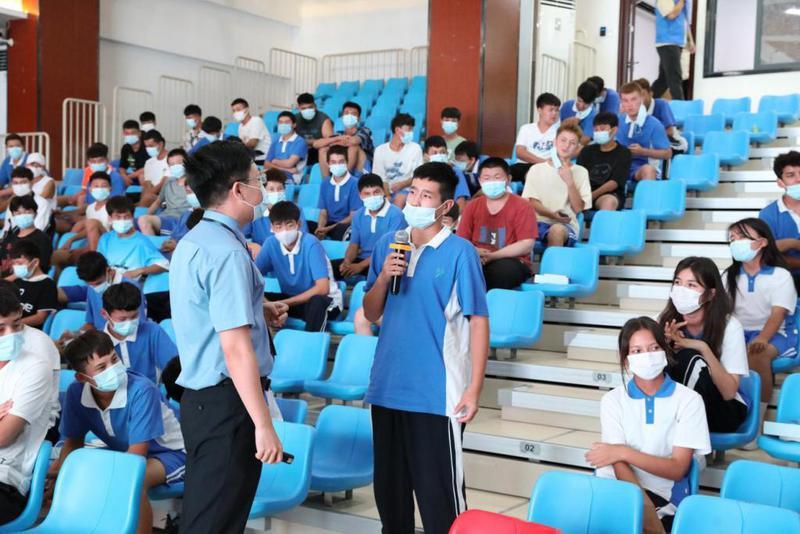 “普法者联盟”来了，深圳光明公检法司同进校园送法治“大餐”
