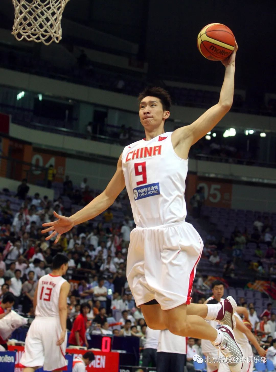 孙悦正式退役，中国男篮北京奥运阵容仅剩易建联还在奋战