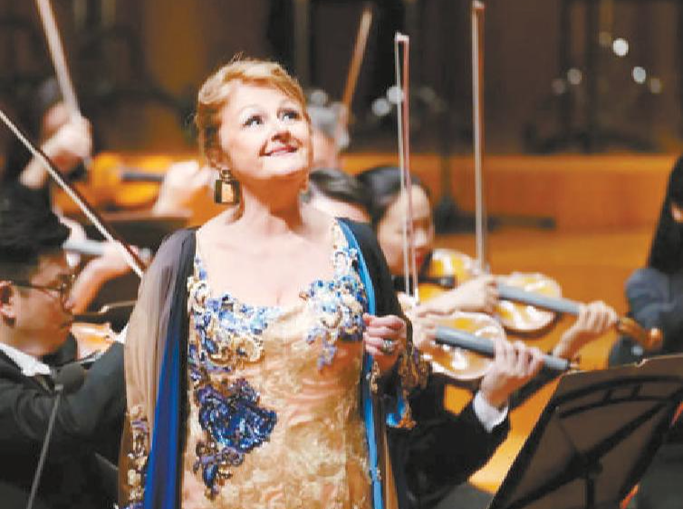 斯洛伐克74岁传奇女高音歌唱家格鲁贝洛娃去世