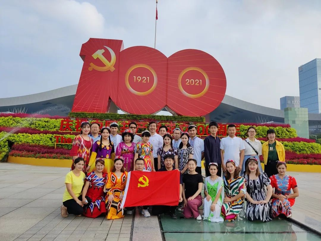 民族团结一家亲！喀什援疆企业优秀员工来深交流