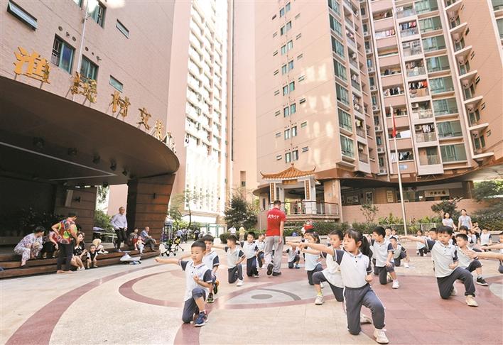 罗湖区渔民村：从“物质小康”迈向“精神小康”  