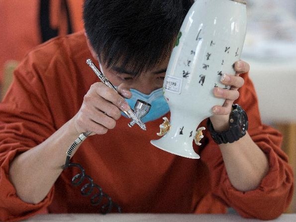 我国首个文物行业职业技能标准！文物修复师有“国标”了