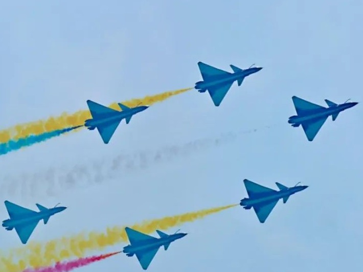 “海霹雳”乘风破浪 猛“苍鹭”直插云霄 深圳航天科技进入无人之境