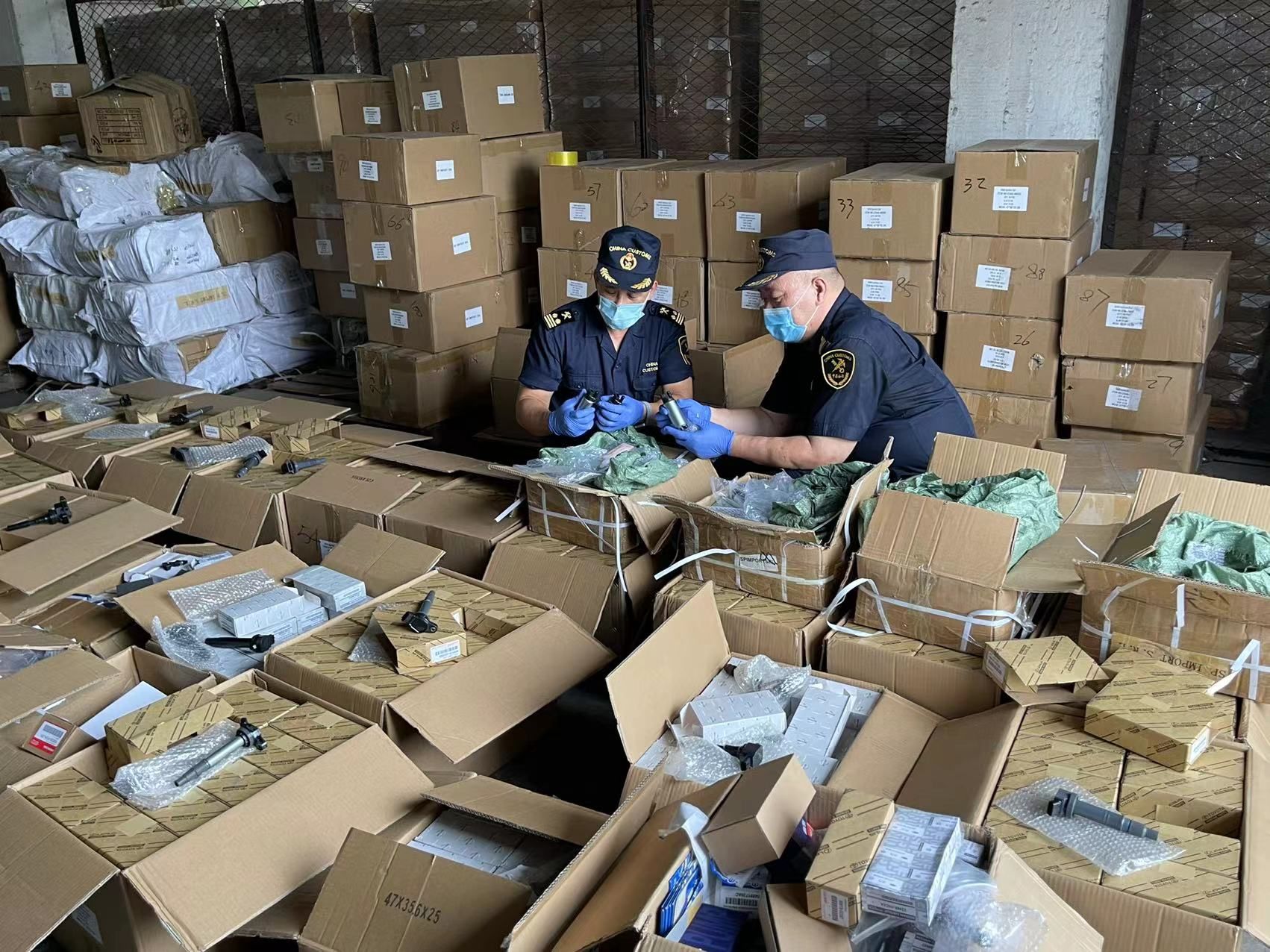 查获侵权物品超5万件！粤港澳海关年度第二次保护知识产权联合执法行动完成