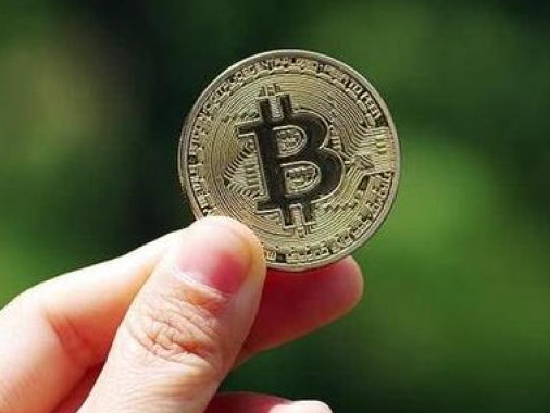 虚拟货币“两重天”：境外如火如荼，境内有序清退