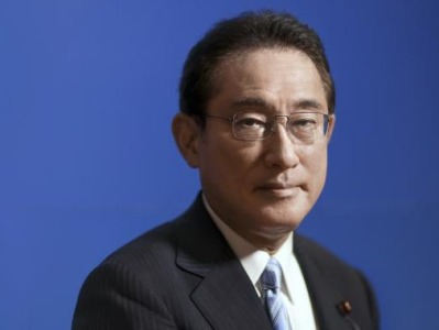 岸田文雄就任日首相后首场记者会：应对新冠疫情为最首要任务