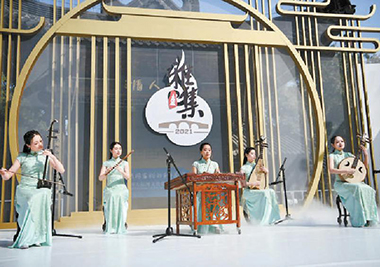 京杭两地艺术家举行雅集交流文​艺