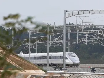 赣深高铁江西段开始运行试验，通车后深圳至南昌仅需3.5小时