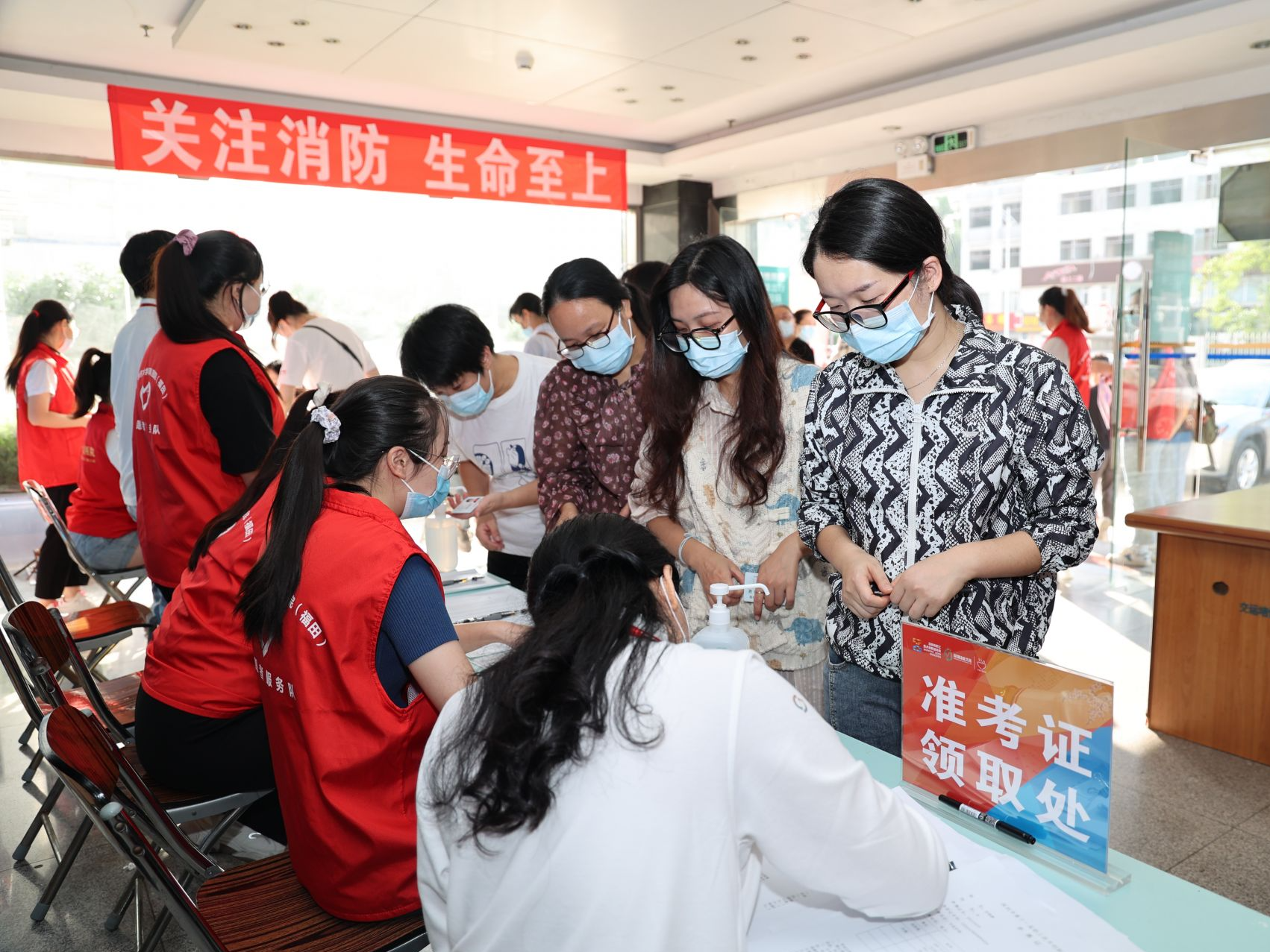60名中医护理技能人才选手成功晋级，将在决赛进行技能“大比武”