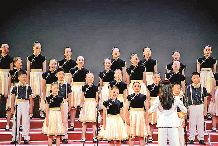 深圳市2021年中小学生艺术展演活动评审结果揭晓，东周小学卡卡合唱团声乐演唱作品获二等奖