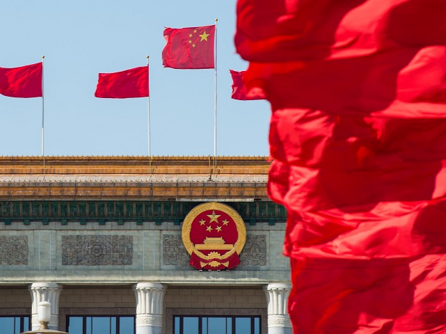 专家谈 | 辛鸣：全面把握党的十九届六中全会精神的丰富内涵