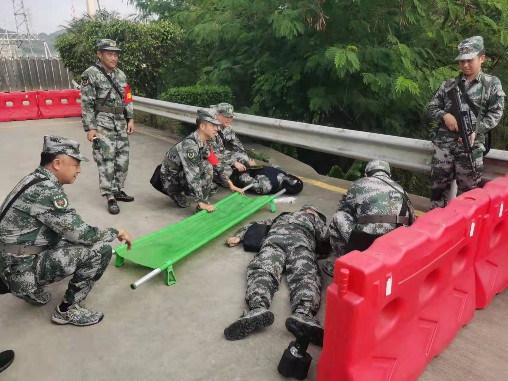 光明区组织第四期民兵应急连集训