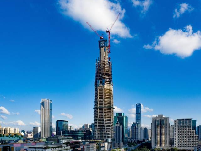 深圳388米在建第一高楼明年竣工，建设过程竟有“绝活”
