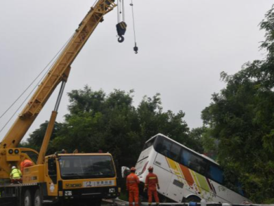 甘肃青兰高速致13死44伤事故调查基本结束，40人被追责