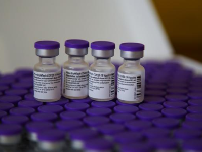 英医学期刊称辉瑞疫苗临床试验涉嫌造假，辉瑞回应引民众不满