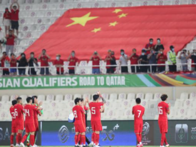 新华社：想还清历史欠账，中国足球就必须做好坐冷板凳的准备