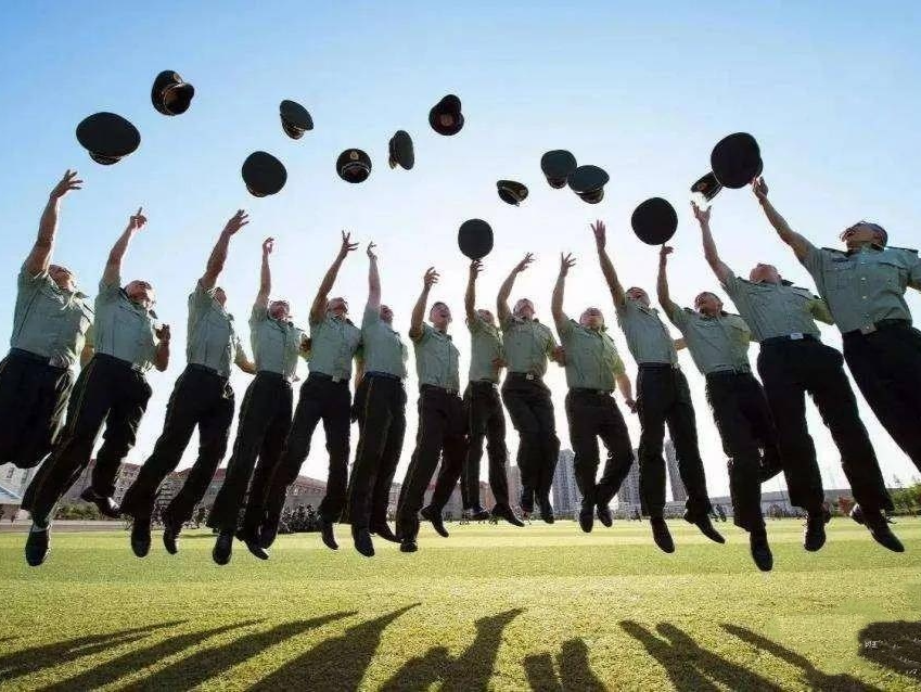 2022年全国“退役大学生士兵”专项硕士计划招6770人