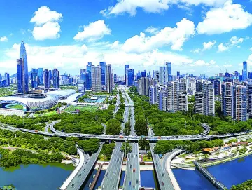 深圳：努力创建更高水平的文明城市