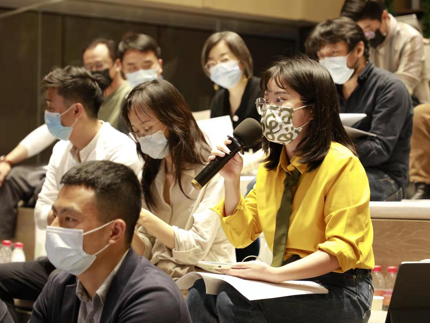 顶尖设计“大咖”齐聚，​龙华超级商圈国际竞赛开启踏勘答疑