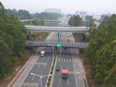 梅观高速将改造为双向14车道城市快速路，更名工作启动