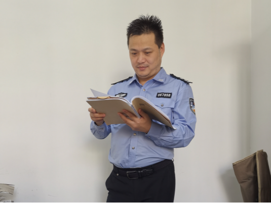 双区卫士丨崔同贵：深挖扩线不漏罪，细查案卷办铁案