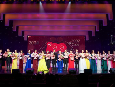 用歌声表达祝福，2021深圳原创歌曲演唱会举行