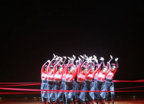 深圳市2021年中小学生艺术展演落幕 二实舞蹈团合唱团双双获得一等奖
