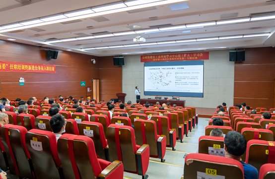 公明街道党工委理论中心组集体学习研讨社区集体经济发展