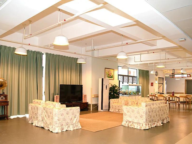 让长者生活更舒心 深圳市养老护理院打造认知症家庭式照护模式