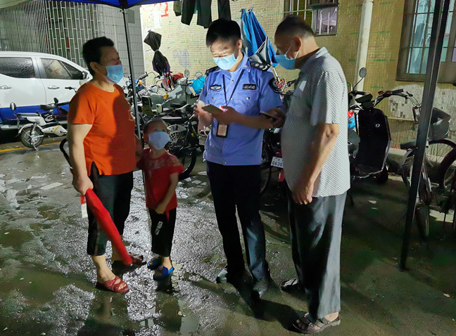 宝龙街道机关党建效能提升计划之一 | 化身“铁血战士”，筑牢社区防疫防线
