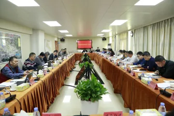 凤凰街道党工委坚持党管武装推进人武部正规化建设