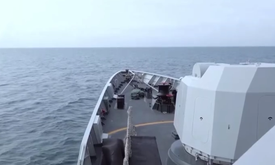 海军护卫舰编队南海对潜攻击演练