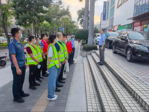 提升交通法规意识！布吉街道交通秩序整治“回头看行动”走进文景社区  
