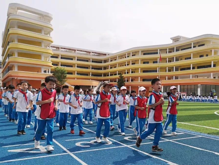 托举起革命老区的新希望——深圳帮扶汕尾聚力共建，助推教育事业发展纪实