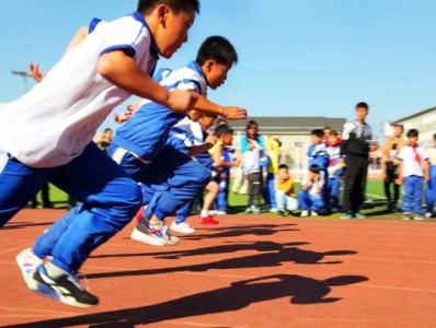 每天一小时校外体育活动，仅三成受访家长表示能做到