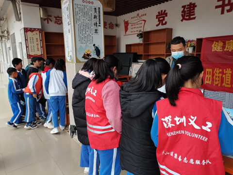 龙田街道“禁毒+反诈”进校园  