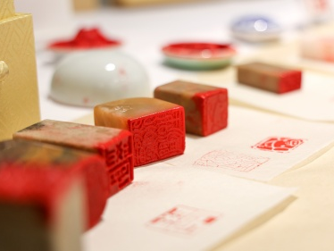 让小众艺术亲近大众生活，“解码汉字与金石篆刻”走进深圳社区