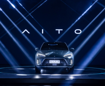 赛力斯高端汽车品牌AITO发布，首款搭载鸿蒙座舱产品12月23日亮相