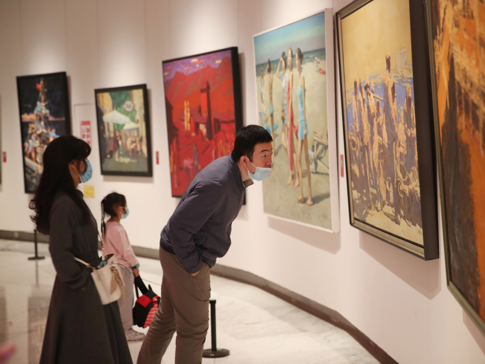 “奋进粤港澳大湾区”作品展巡展至深圳！140余件精品画作精彩亮相