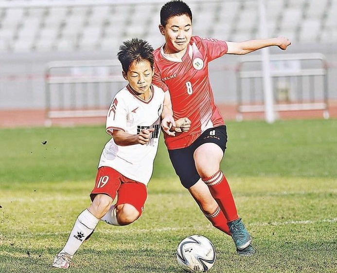 2021年宝安区第六届“区长杯”青少年足球联赛收官