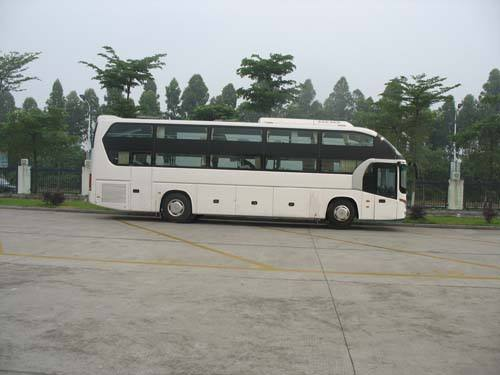 深圳和这类大巴车说“再见”！全市卧铺及57座以上客车已全部淘汰