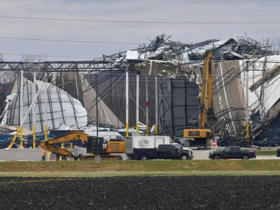 美国亚马逊仓库遭龙卷风袭击：几乎被夷为平地 至少6名员工死亡