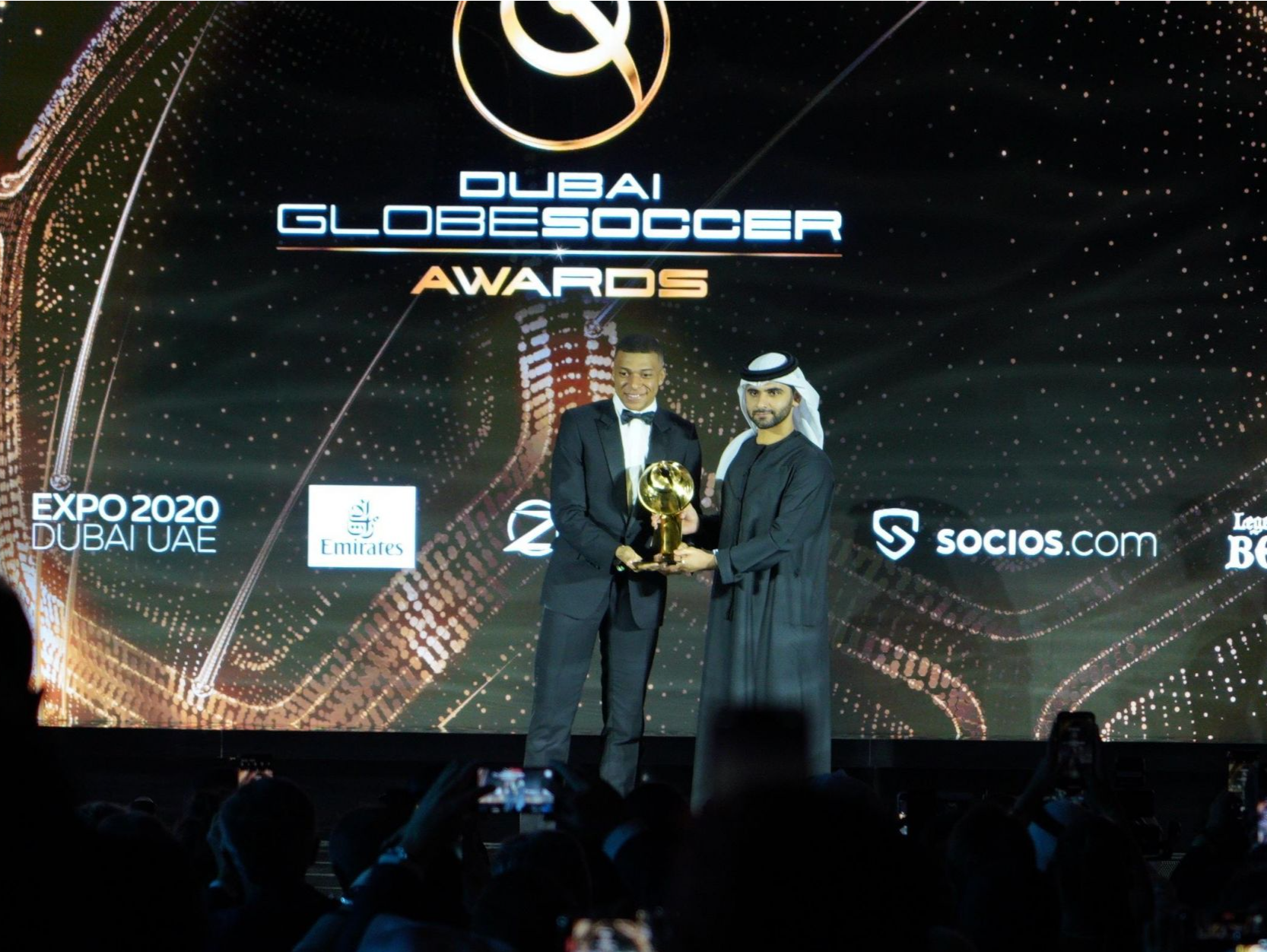 姆巴佩获得2021年环球足球奖年度最佳男球员奖
