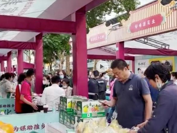 客家美食文化节燃爆华强北，62个摊位汇集三地特色名吃