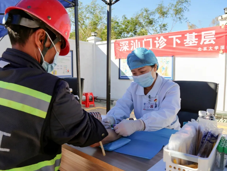 深汕门诊部：把医疗服务送到工地一线