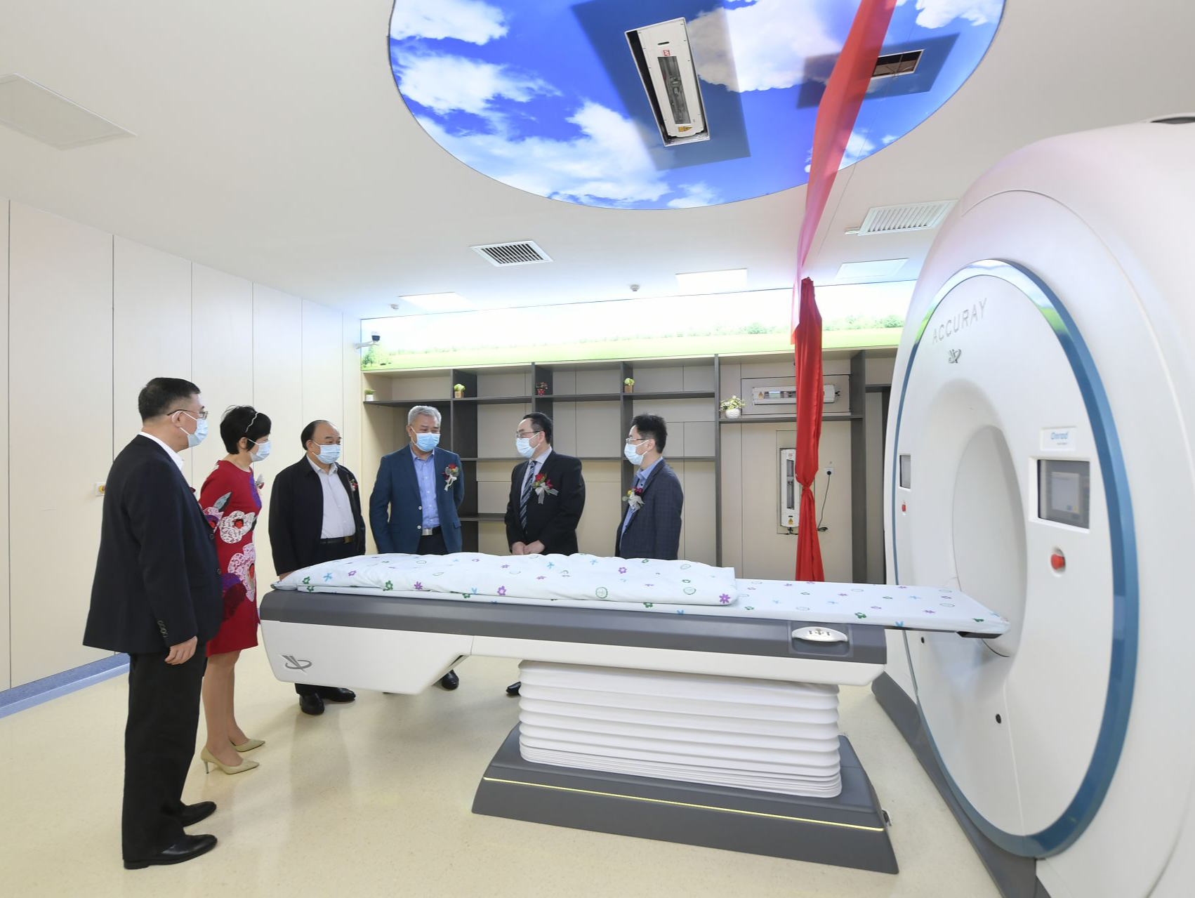 精准照射肿瘤！国际尖端放疗设备TOMO落户深圳市人民医院
