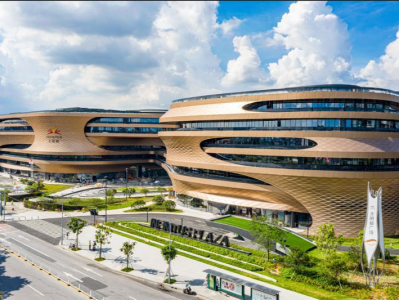 扎哈·哈迪德匠心之作无限极广场荣耀竣工！45亿广州新地标开创办公商业新体验