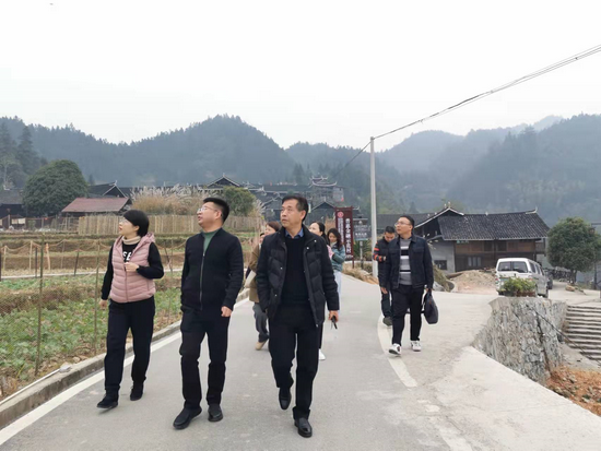 武功山造访雪峰山，湘东湘西俩“老表”共话乡村旅游一家亲
