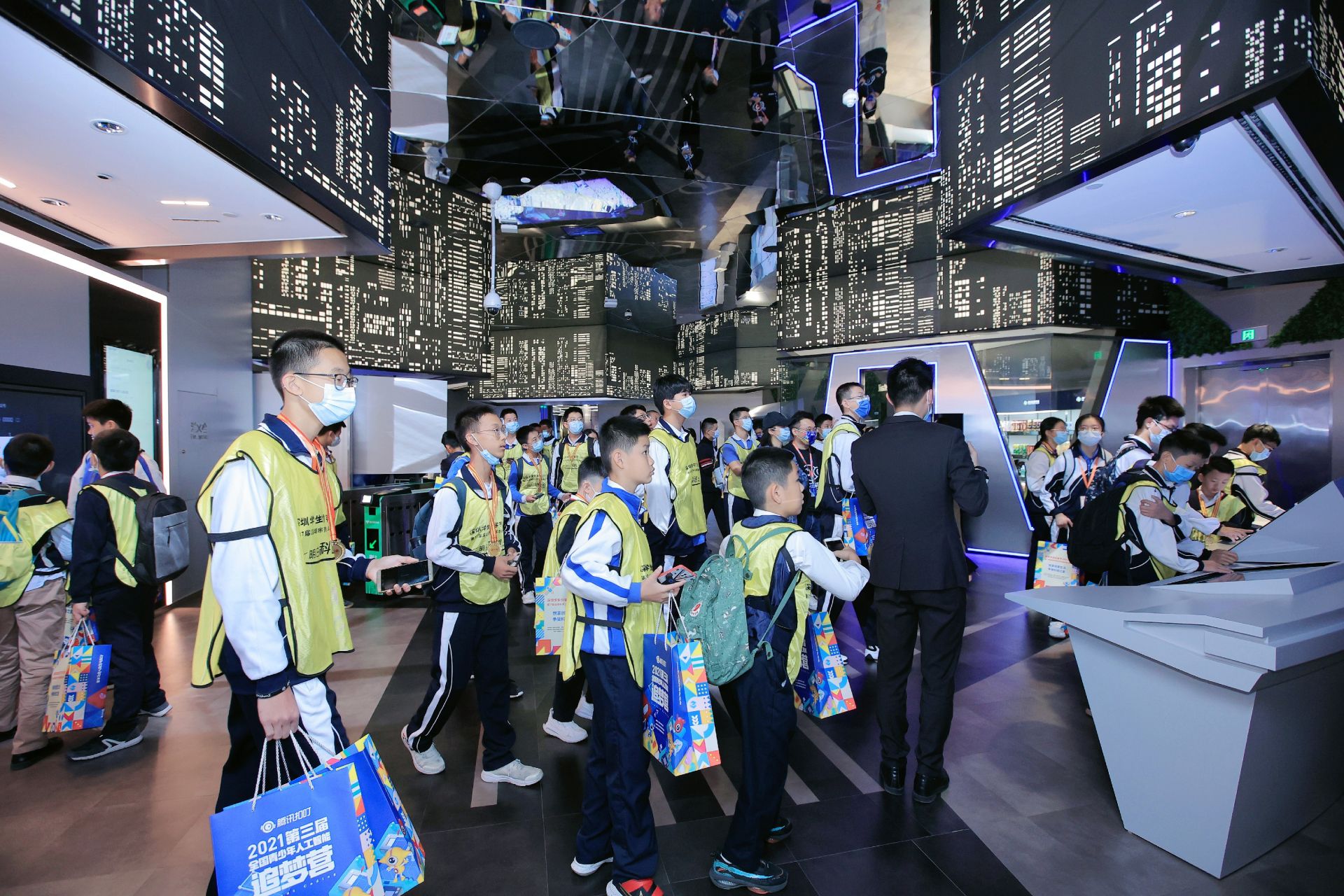 深圳学生创客节（2021）暨第37届深圳市青少年科技创新大赛举办