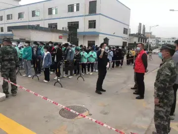 凤凰街道民兵积极投身抗“疫”一线 展现新时代民兵风采  